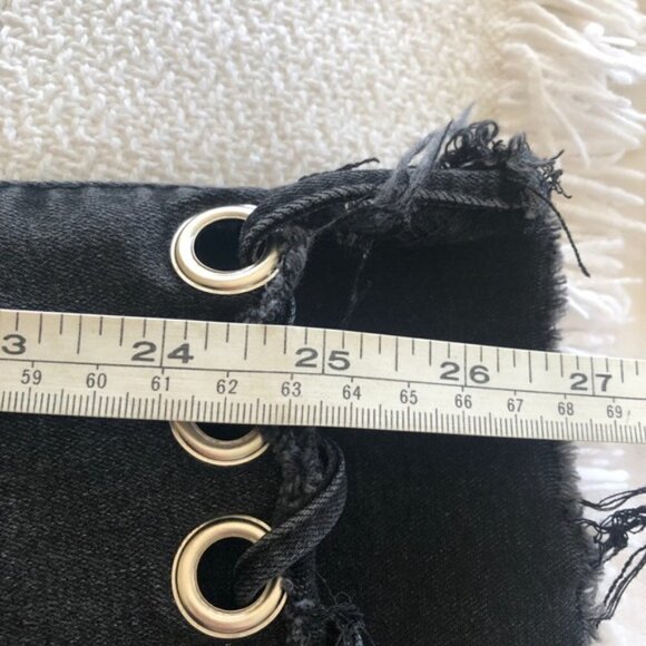 Glamorous Jeans Black Denim High Waist Grommet Frayed Step Hem size Medium - Picture 16 of 16